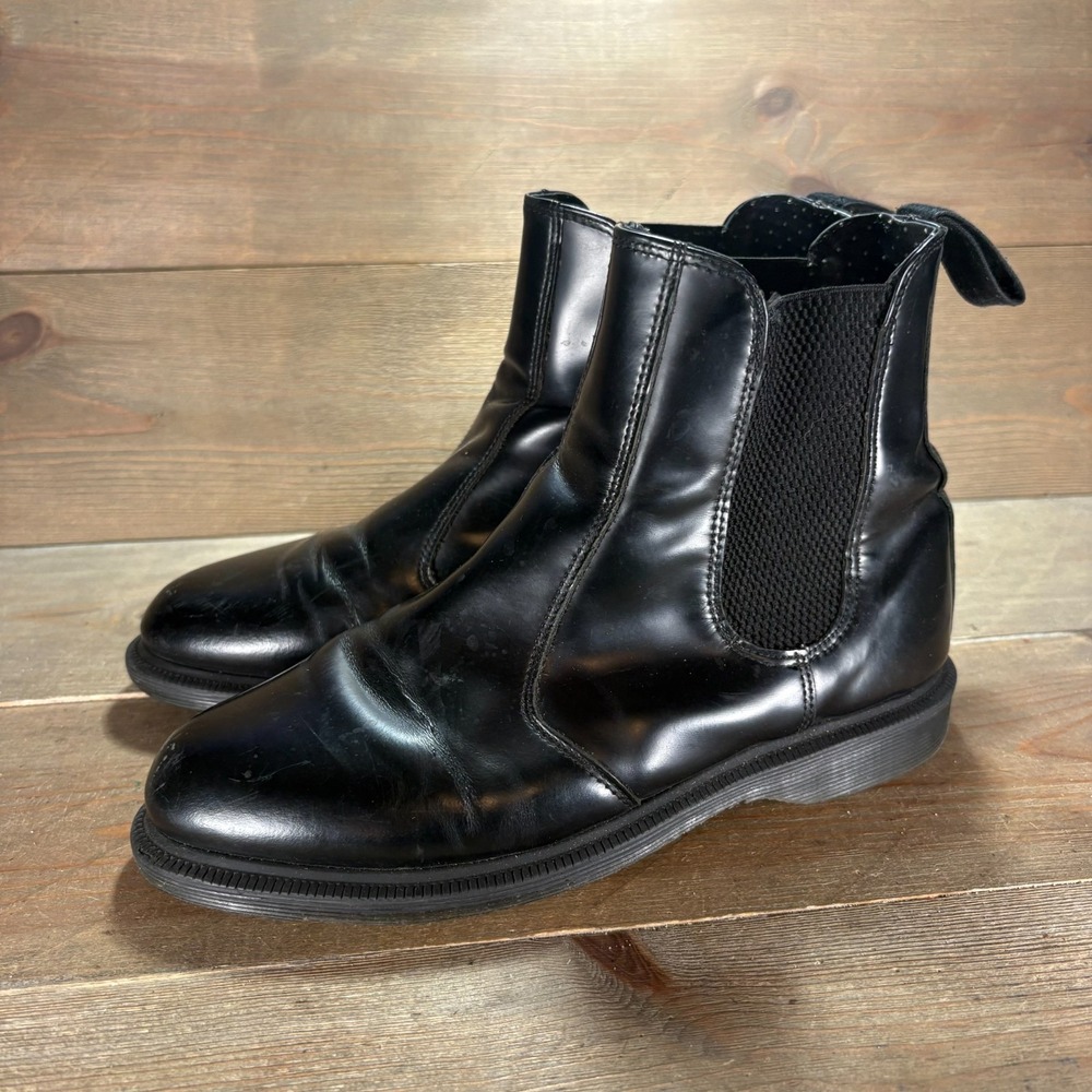 Dr Martens Flora Womens size 7 shoes Black Leather Chelsea Pull On Ankle Boots